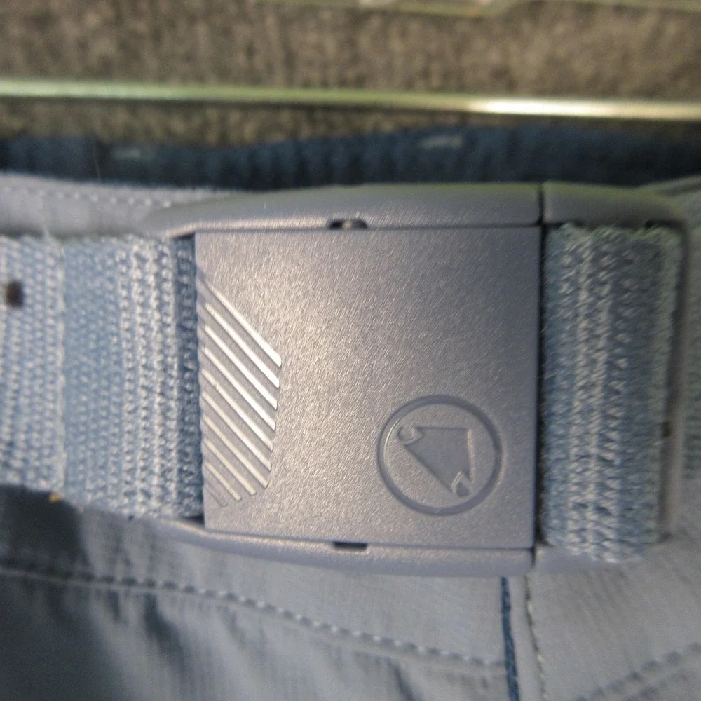 Endura Hummvee Cycling Cargo Shorts Womens Small Blue Padded 10 Inseam Chamois‎